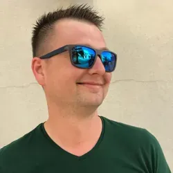 Channel 🤓Яша Якименко Про Маркетинг для Онлайн-Школ