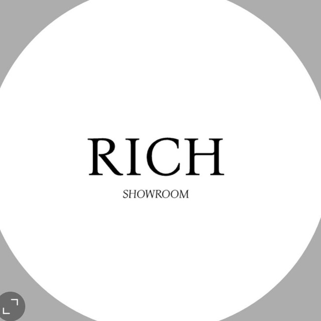 Rich Showroom