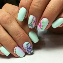 Nails Arts