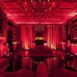 REAL RED ROOM ( RRR )